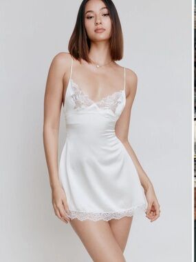 Cherie Attire Aisha mini dress in size Small AND Beulah bridal robe (one size)